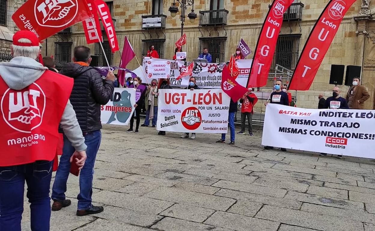 Los trabajadores de Inditex en León prosiguen con sus protestas para reducir la brecha salarial